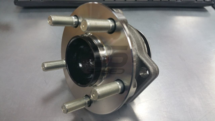 Picture of Toyota OEM Hub Assembly - Rear